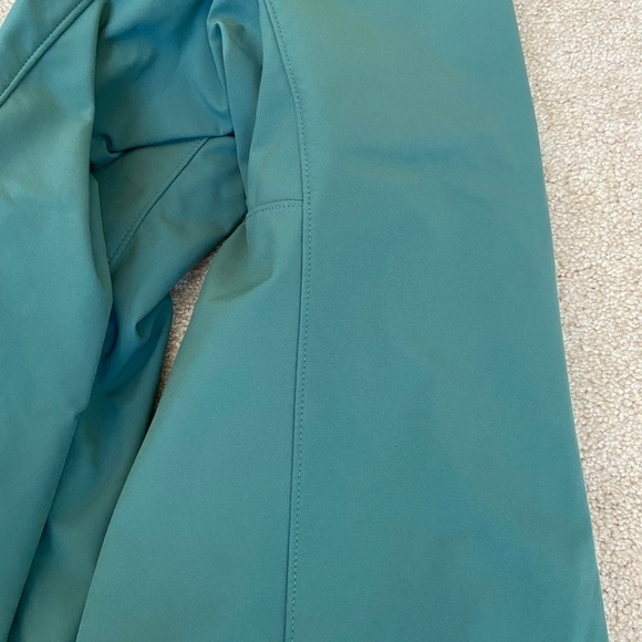 5.11 Tactical Sierra Softshell Jacket Size Small - Picture 11 of 13